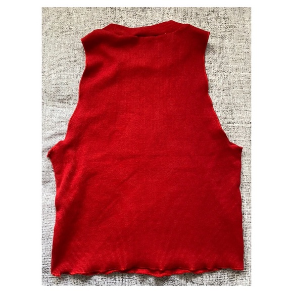 Zara’s high neck tank top - Picture 2 of 2